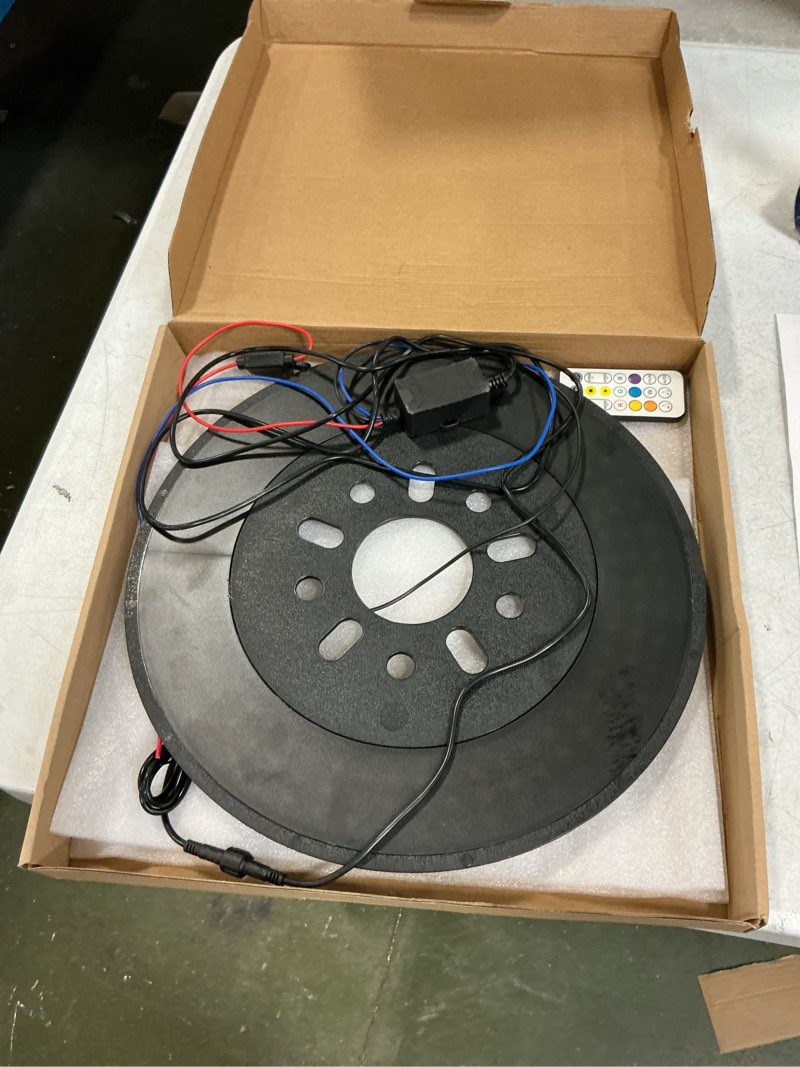 https://lotting-media.assets.bidfta.com/lotting_3dca030b-57d6-442f-acc7-f93d114dcdf3