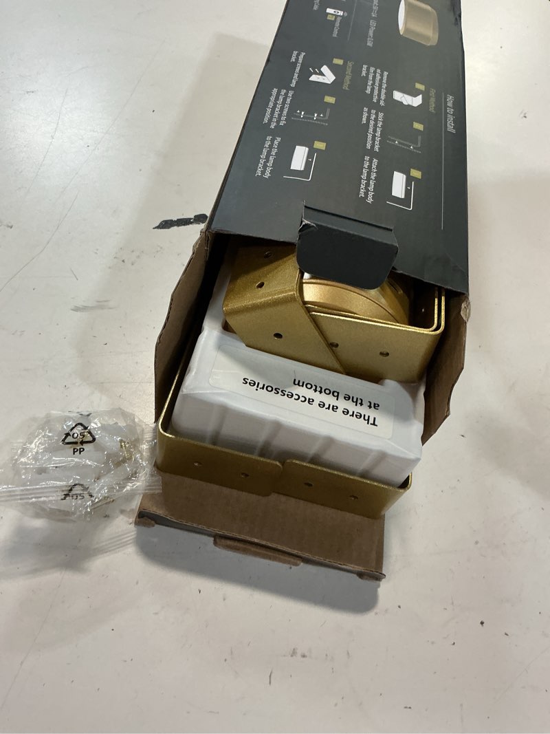 Condition photo showing Good Condition for ezvalo picture lights for wall, 2000mah rechargeable battery magnetic poster lights with 3 color temps & 12 rgb, remote dimmable timer painting light, wall decor light for art display, frame (6 pack) gold 6pack