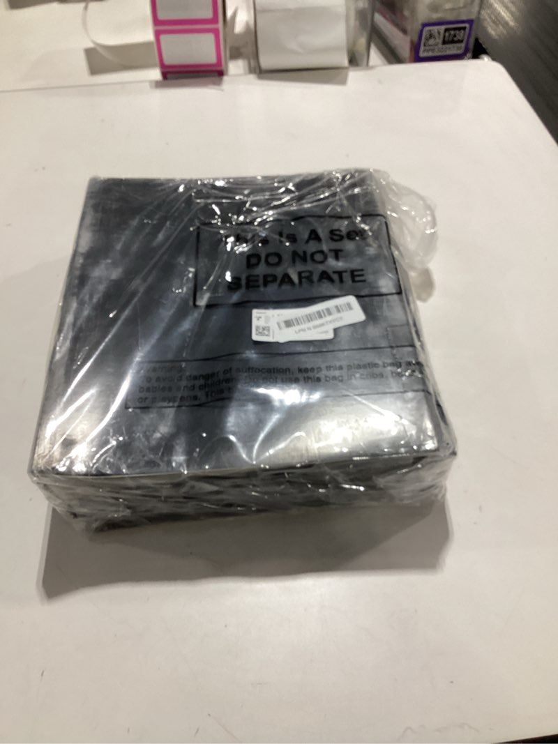 Condition photo showing Good Condition for Jutom 50 Pcs 2 Pocket Glossy Paper Folders Glossy Paper Laminated Portfolios, Letter Size, Presentation Folders with Pockets for Office Teacher Worker Supplies(Black Color)