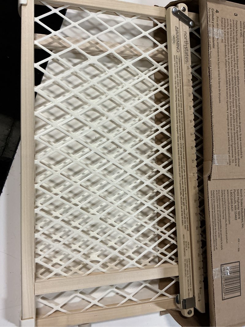 Condition photo showing Good Condition for toddleroo by north states - diamond mesh wooden baby gate: pressure mounted baby gate for doorways - adjustable 26.5 to 42 inches wide - 23 inches tall