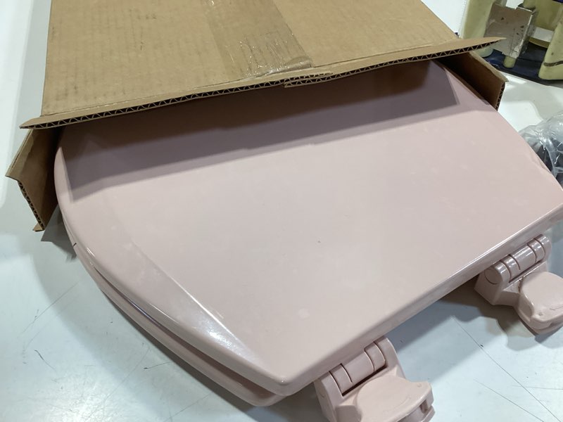 Condition photo showing Good Condition for bemis 500ec 063 toilet seat with easy clean & change hinges, 1 pack round, venetian pink seat round