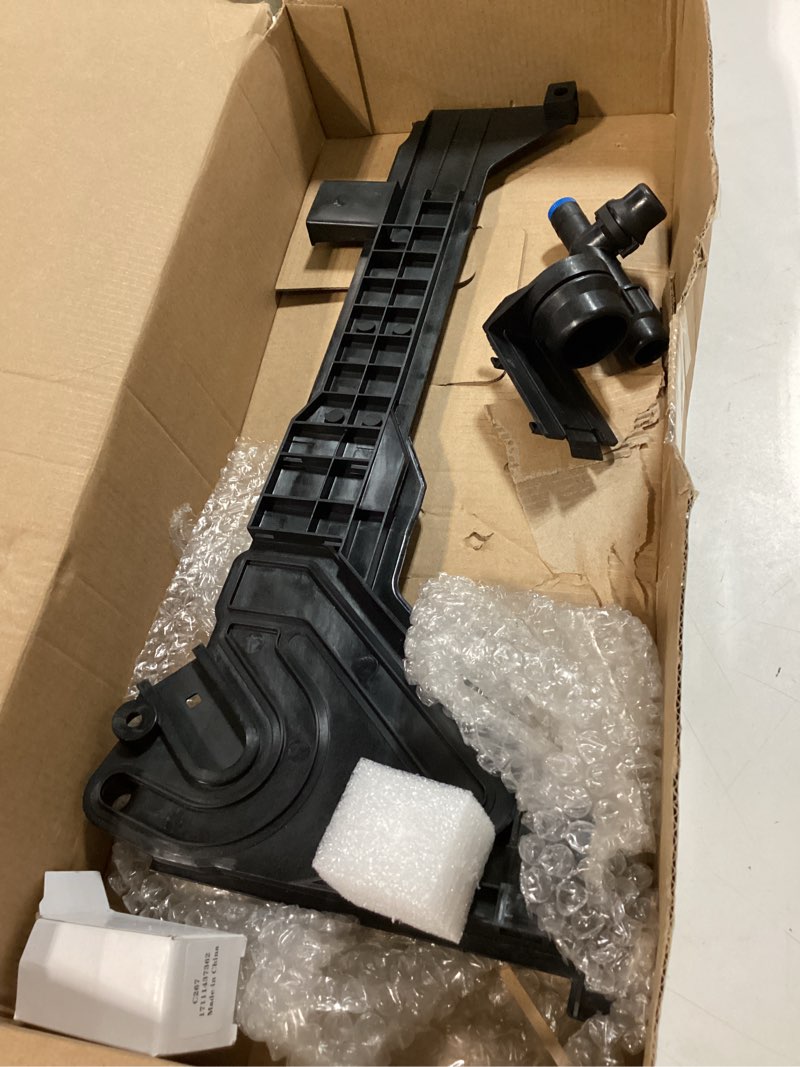 Condition photo showing As Is for MUNIK 17111436250 Manual transmission Radiator Mounting Plate for Expansion Tank Compatible with BMW E46 323i 323Ci 328Ci 330i M/T Replace# 0038012085 V201858 0840009 502563 20946133 2140249 46133