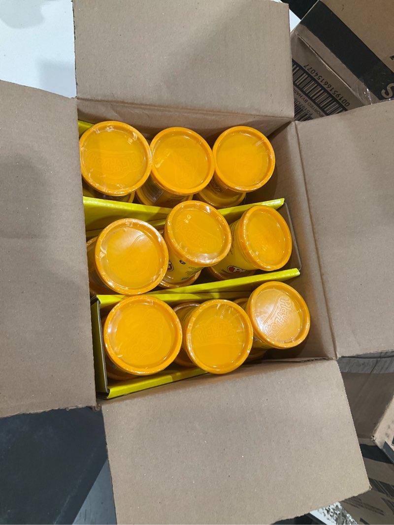 Condition photo showing Good Condition for playdoh (orange) 36pcs