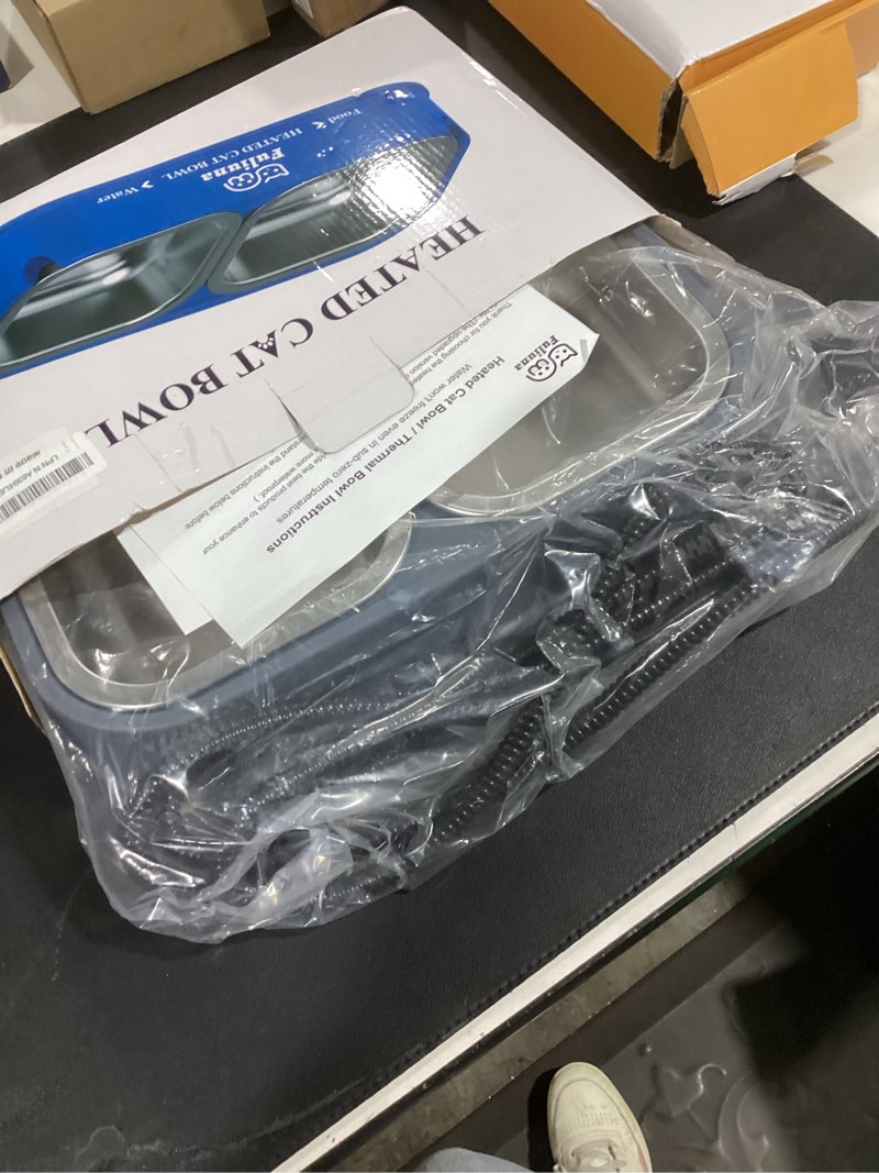 Condition photo showing Good Condition for Heated Cat Bowl for Outdoor Cats in Winter, 56 OZ Heated Water Food Bowl with Raised Brackets to Protect Pet's Neck, Outdoor Heated Pet Bowl with 2 Stainless Steel Bowl, No Frozen Water or Food Gray