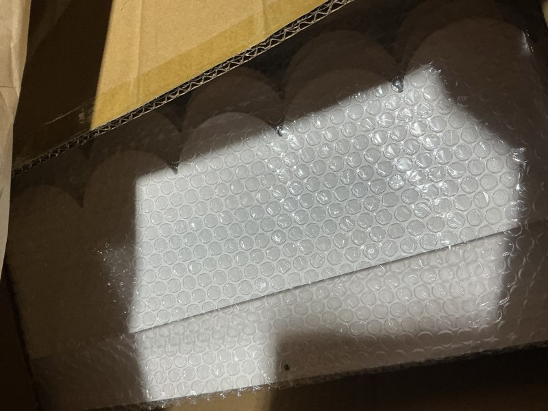 Condition photo showing Good Condition for SpaceAid 4-Tier Scalloped Bookshelf, Montessori Bookcase for Toddlers, Wooden Book Shelf Organizer Display Furniture for Kids Rooms, Playroom, Nursery and Classroom, 29.6“ Wide, White 29.6" Wide, 4-Tier White