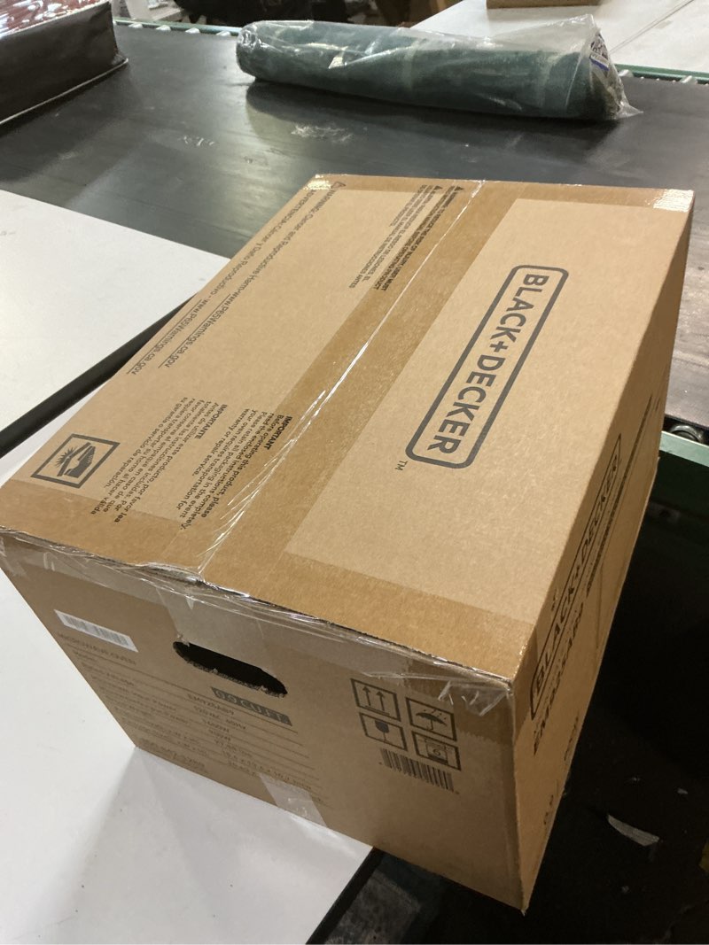 Condition photo showing New/Like New for BLACK+DECKER Digital Microwave Oven with Turntable Push-Button Door, Child Safety Lock, Stainless Steel, 0.9 Cu Ft 0.9 Cu.Ft