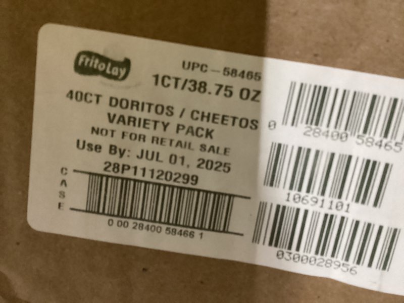 Condition photo showing Good Condition for Frito-Lay Doritos & Cheetos Mix Variety Pack, 2.42 Pounds, (Pack of 40) Doritos & Cheetos Mix 40 Count (Pack of 1)