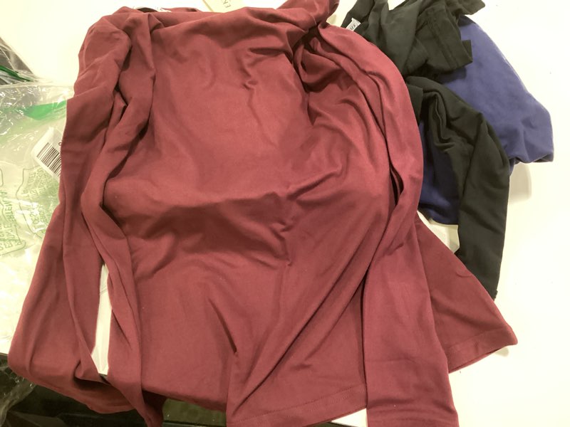 Condition photo showing New/Like New for (Size M)Ekouaer 3 Pack Mock Turtlenecks Tops for Women Long Sleeve Ribbed Shirts Thermal Slim Fit Lightweight Undershirts S-XXL Black/Blue/Red X-