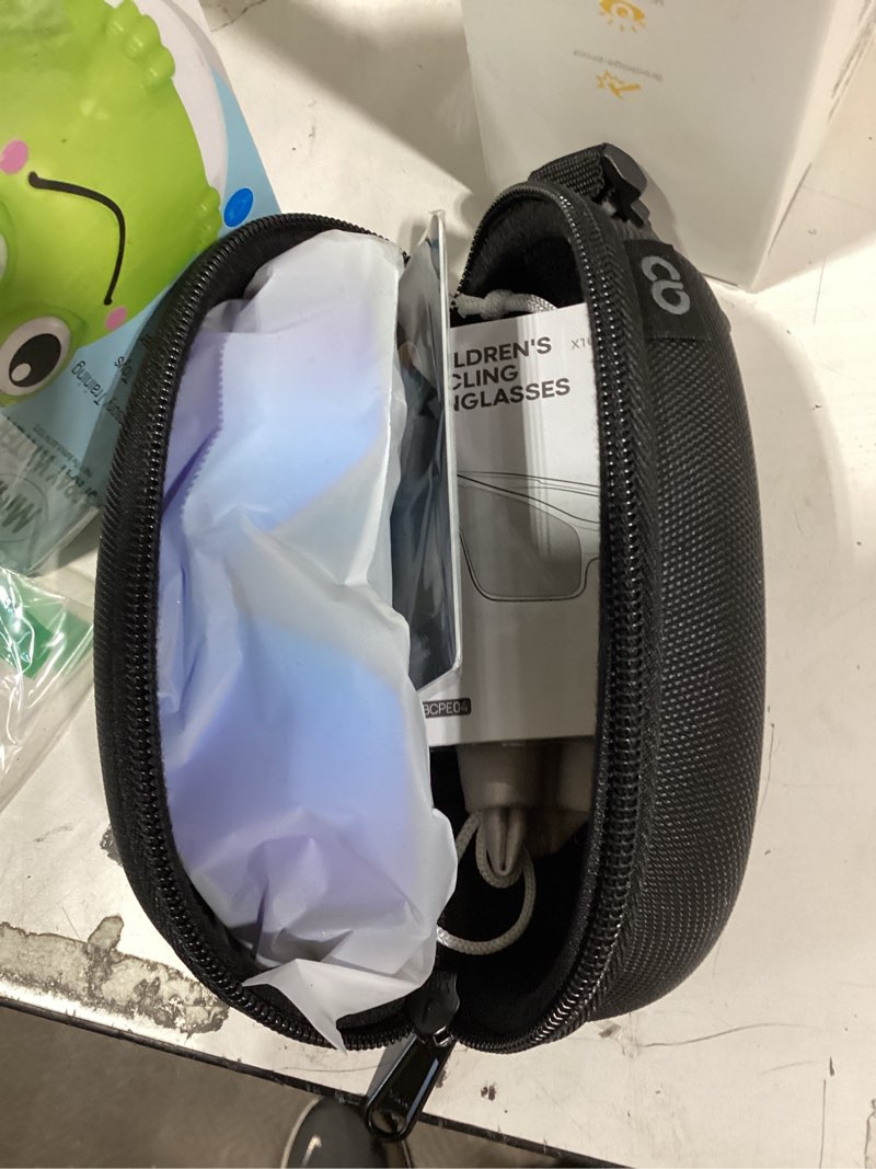 Condition photo showing Good Condition for lamicall polarized kids baseball sunglasses for age 8-14 - uv400 protection sports cycling sun glasses for boys girls youth black frame-blue lens