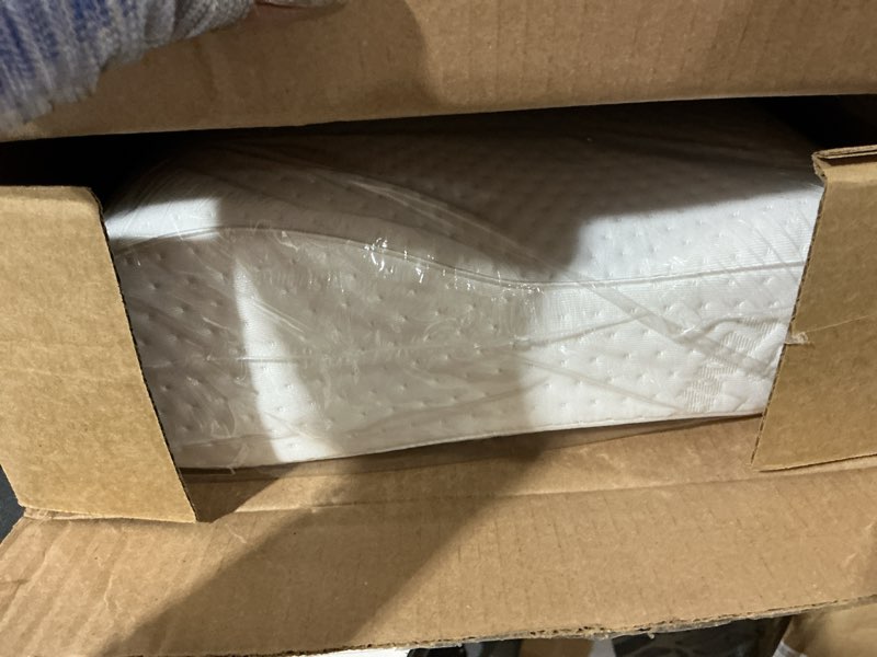 Condition photo showing Good Condition for tempur-pedic tempur-ergo neck pillow, medium profile, white medium profile 1