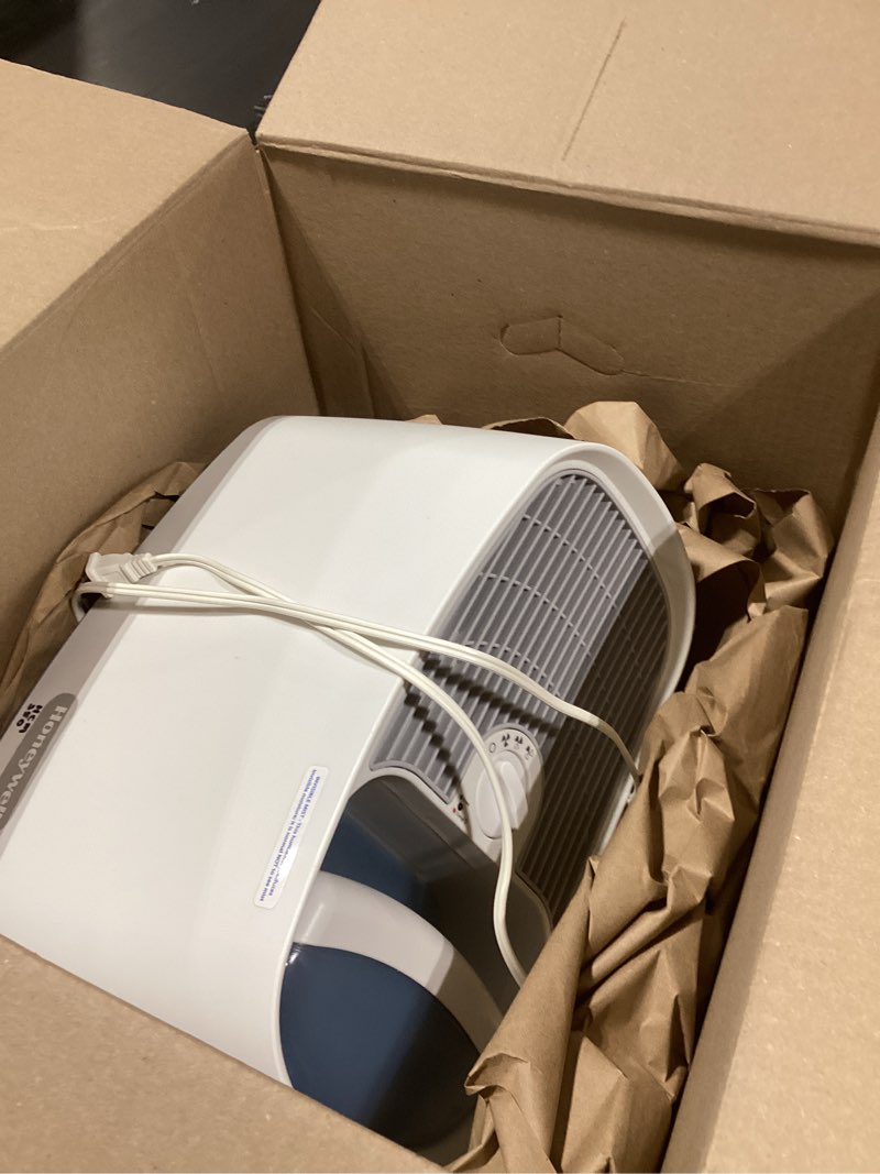 Condition photo showing Good Condition for Honeywell Cool Moisture Humidifier, Medium Room, 1 Gallon Tank, White – Invisible Moisture Humidifier for Baby, Kids, Adult Bedrooms – Quiet and Easy to Clean with UV Technology for Everyday Comfort