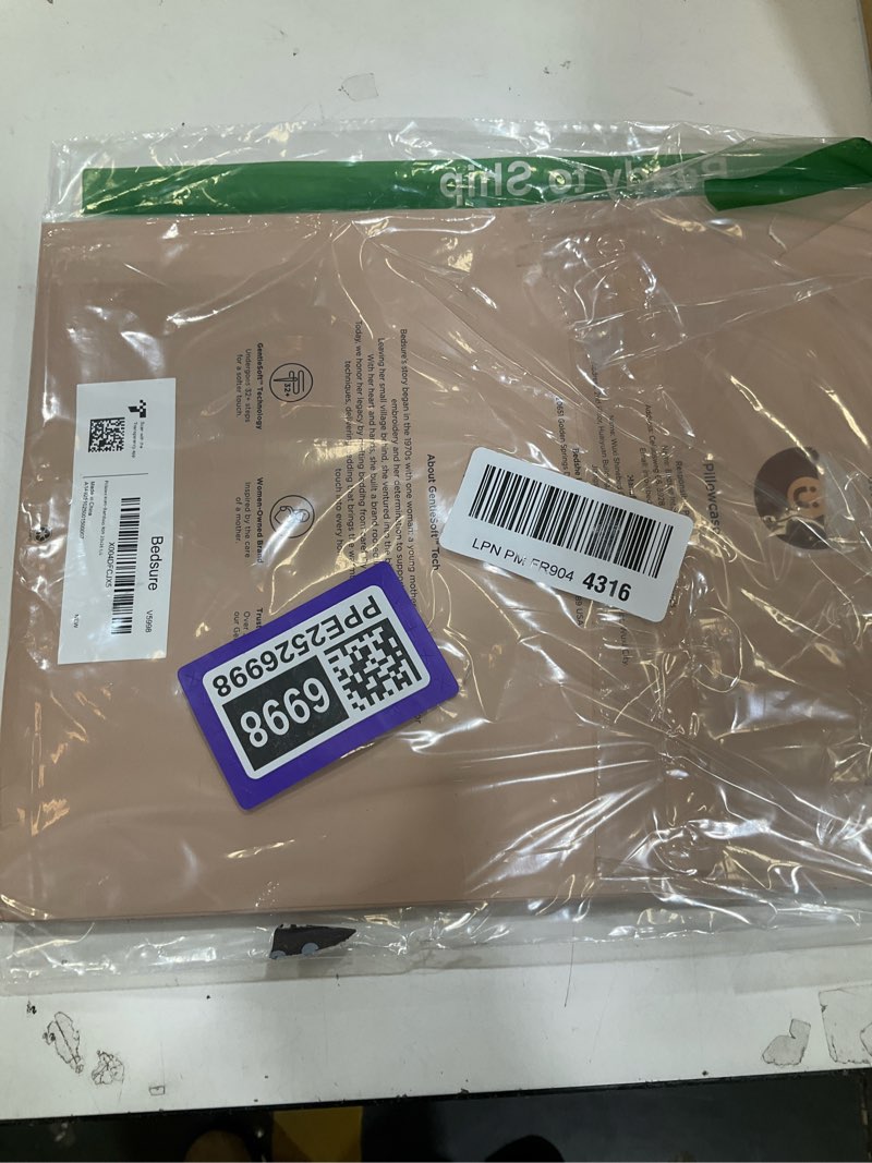 Condition photo showing New/Like New for Bedsure Pillow Cases Standard Size, Cooling Pillow Cases, Rayon Derived from Bamboo Taupe Pillowcases Standard Set of 2, Breathable & Soft Bedding Pillow Covers with Envelope Closure, 20x26 Inches 19 - Taupe Standard (20" x 26")