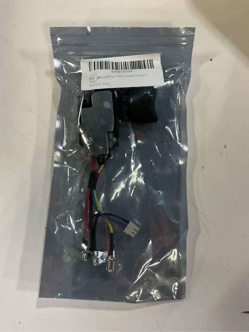 Condition photo showing New/Like New for #650722-8 650241-4 switch 18v fits dtd134 btd134 btd146 dtd146 btd146z btd134z td134d replacement part new for makita