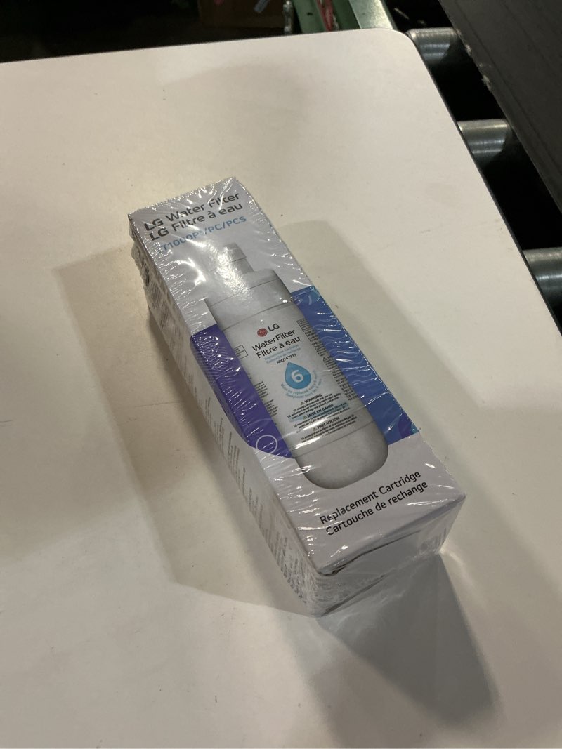 Condition photo showing New/Like New for lg lt1000p - 6 month / 200 gallon capacity replacement refrigerator water filter (nsf42, nsf53, and nsf401) adq74793501, adq75795105, agf80300704, or agf80300705 white