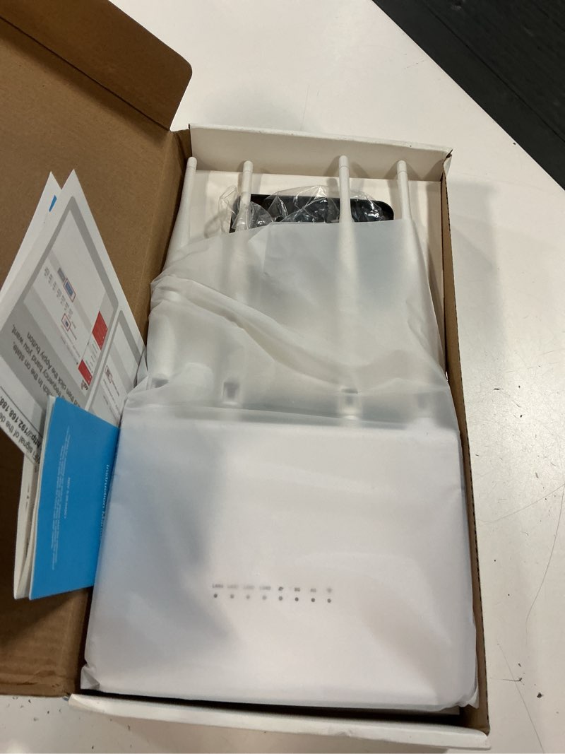 Condition photo showing Good Condition for 4g lte cpe unlocked 4g wireless wifi router with sim card slot-300mbps wifi hotspot router?support t-mobile and att (4 antenna)