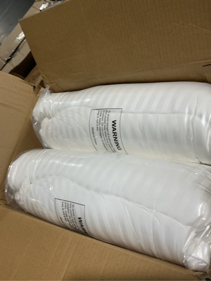 Condition photo showing Good Condition for beckham hotel collection bed pillows standard/queen size set of 2 - original soft down alternative pillow for sleeping - soft support for back, stomach or side sleepers queen / standard white