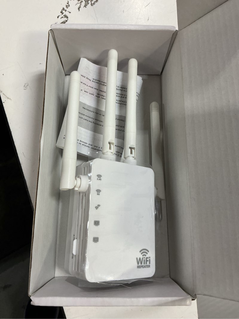Condition photo showing Good Condition for wifi extender, wifi signal booster with 5.0g&2.4g dual band - 12880 sq.ft coverage, 105 devices, 1-tap setup, ethernet port & faster wireless speed white-q3