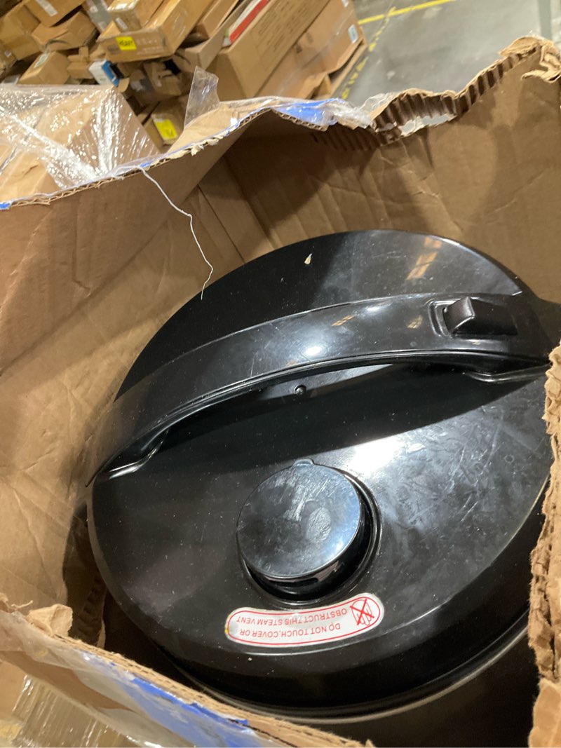 Condition photo showing Good Condition for Aroma Housewares AROMA® Professional 20-Cup (Cooked) / 5Qt. Digital Rice Cooker, Steamer, and Slow Cooker Pot with 10 Smart Cooking Modes, Including Sauté-then-Simmer® Professional 10 Cup Uncooked / 20 Cup Cooked