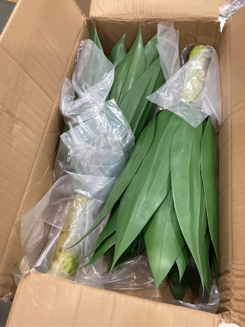Condition photo showing Good Condition for bamboomn bamboo leaves for cooking zongzi, banana leaf alternative, grilling/barbeque, natural boiling bags - 12.25 x 3.5 inches - 100 pack 100 leaves
