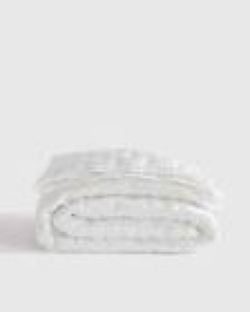 Quince  Bamboo Dream Quilt / White / Full/Queen