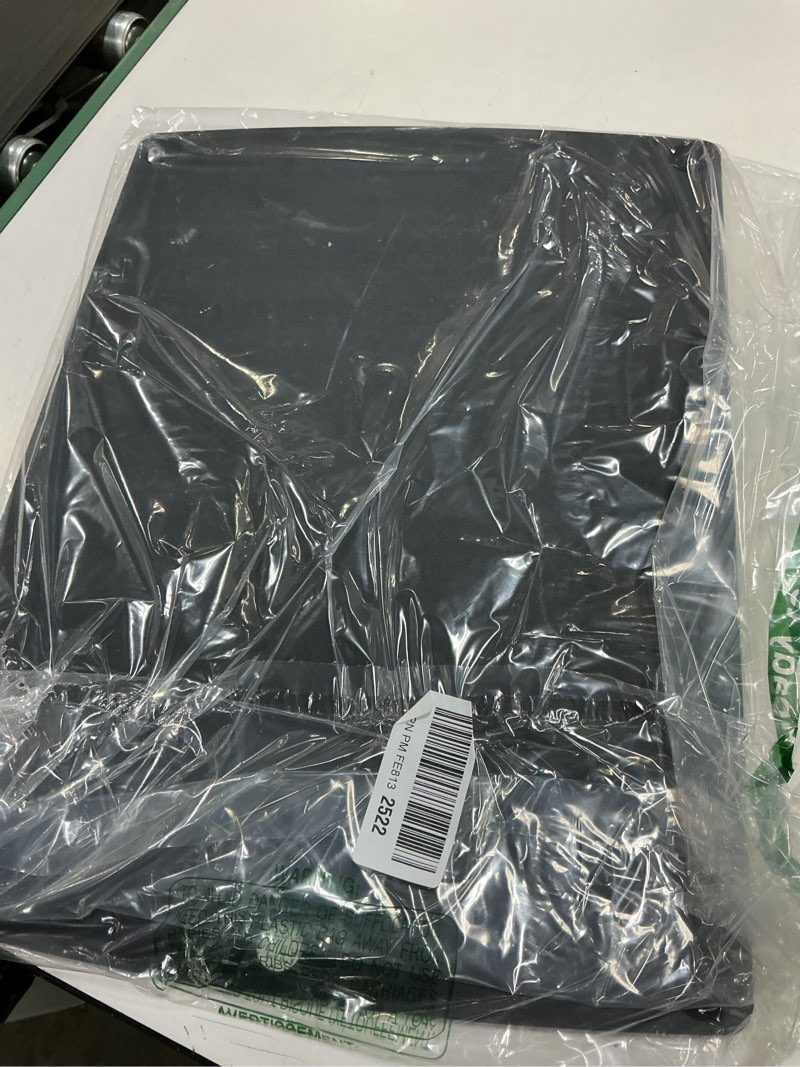 Condition photo showing Good Condition for Epicurean - 505-151102003 Epicurean All-In-One Cutting Board with Non-Slip Feet, 14.5" × 11.25", Slate/Black 14.5"L x 11.3"W Slate/Black