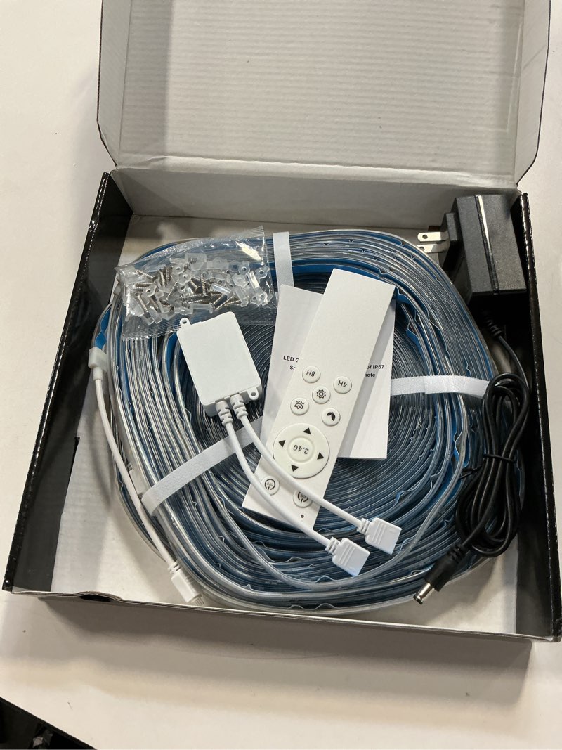 https://lotting-media.assets.bidfta.com/lotting_3e6888b8-bbc1-463c-b14b-232c9bc6080f