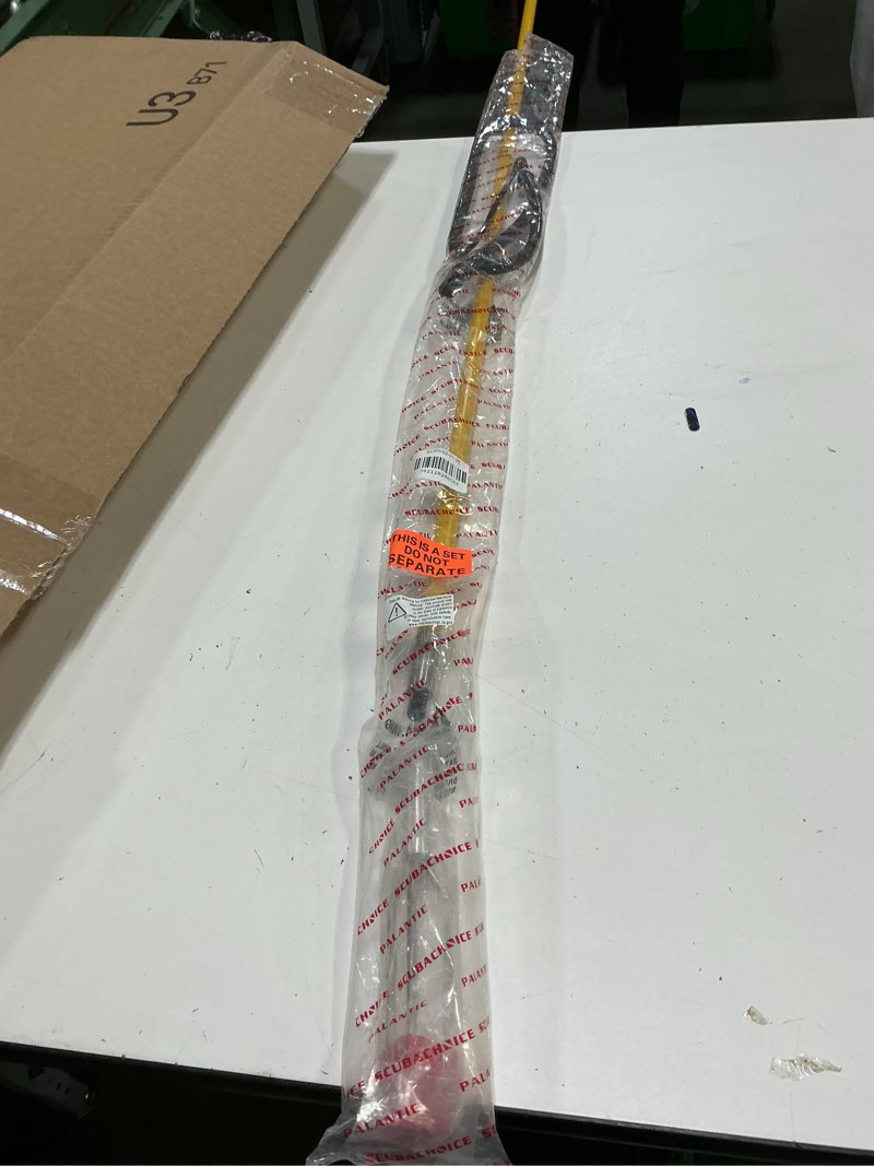 Condition photo showing Good Condition for scuba choice 3.5' one piece spearfishing fiber glass pole spear with lionfish barb tip
