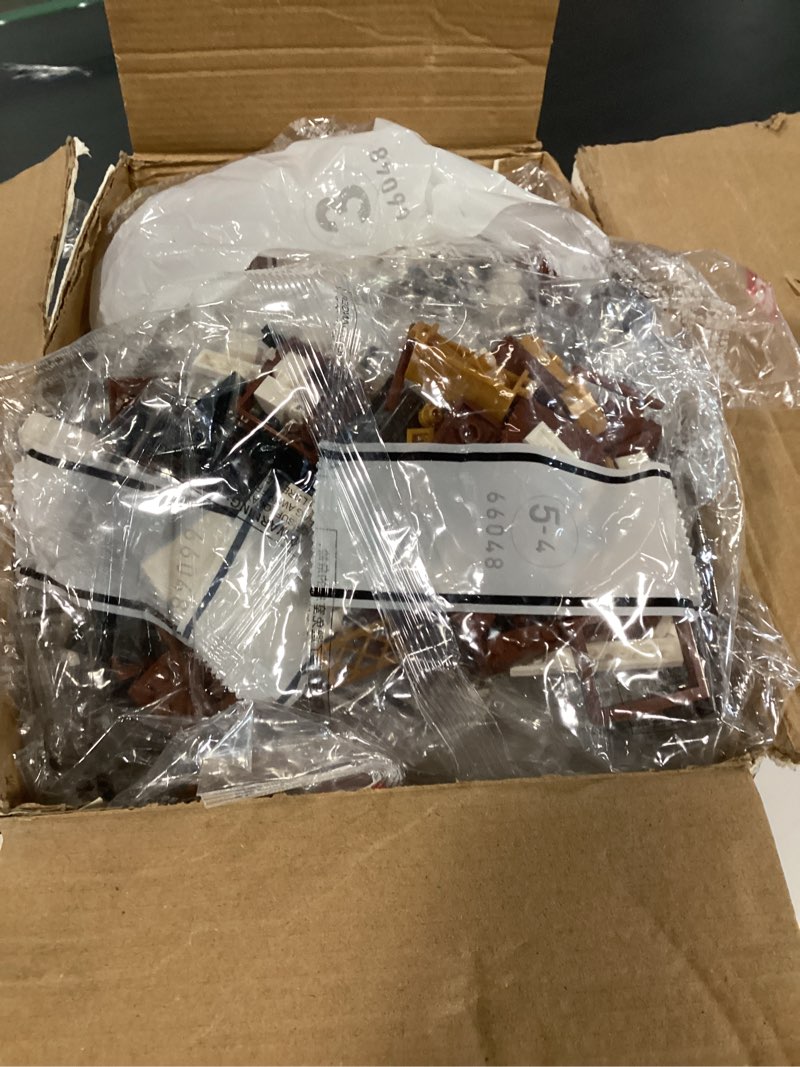 Condition photo showing Good Condition for Reobrix Large Sailing Ship Model Building Blocks Kit, Sailing Boat Model Construction Set, Pirate Ship & Historical Collectible Toy, Home Decor Birthday Gifts for Adult Collectors Enthusiasts 3555PCS