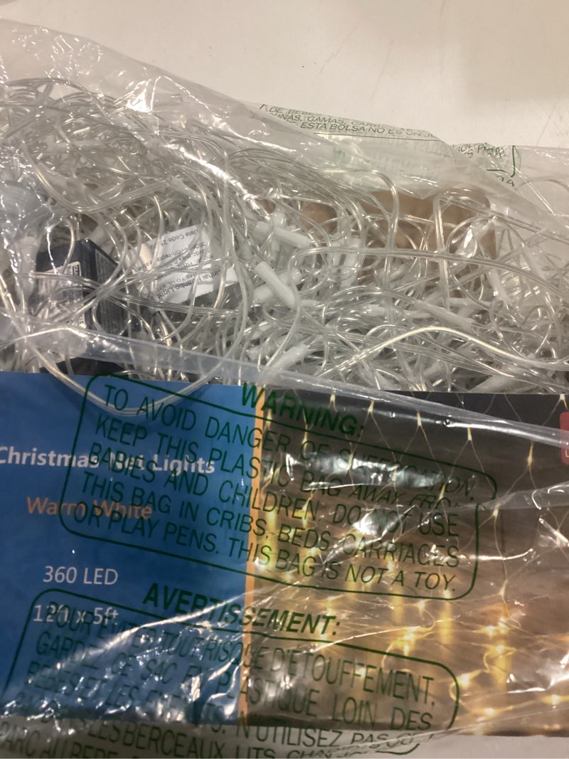 Condition photo showing Good Condition for WATERGLIDE Outdoor Christmas Net Lights, 12FT x 5FT 360 LED Fairy String Light with 8 Lighting Modes, Connectable Light for Garden Tree Bushes, Holiday Wedding Party Decorations, Warm White