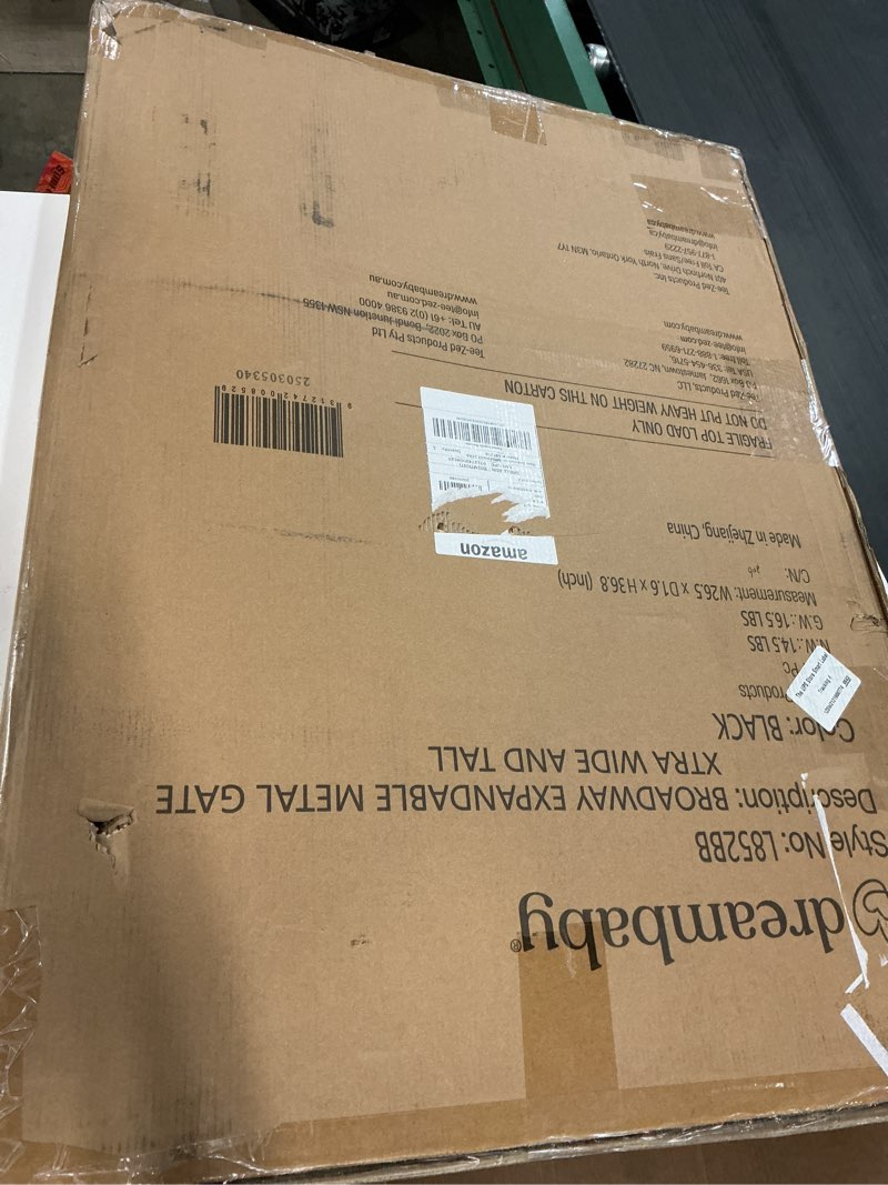 Condition photo showing New/Like New for dreambaby broadway extra wide and tall expandable gate with track it technology, black