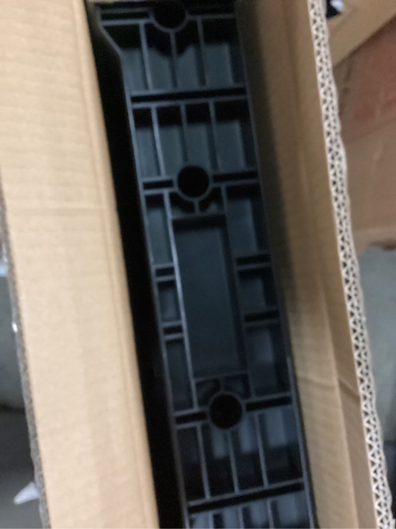 Condition photo showing Good Condition for Express Folding Work Table, Easy Setup Portable Folding Work Table & Portable Folding Workbench, 34" W x 25" D x 31" H Lightweight Versatile Clamping Worktable for Garage/Wood Shop (Green) Green no