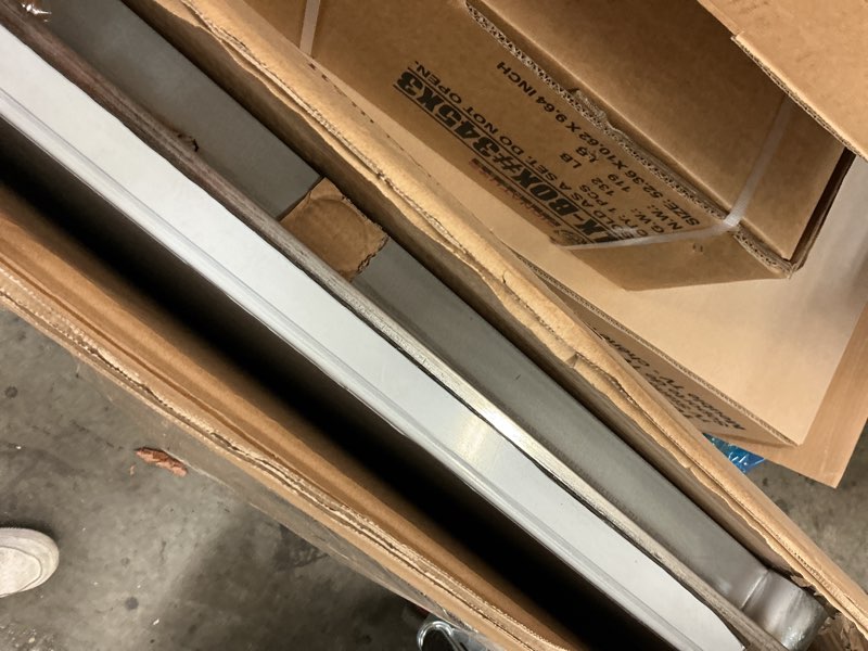 SLWT43036F Work Table, 30" x 36" x 35", 18 gauge/430 Stainless Steel Flat top, Turn-Down Edges, Galvanized Steel Adjustable undershelf & Legs, 1" Adjustable Plastic Bullet feet, KD, NSF