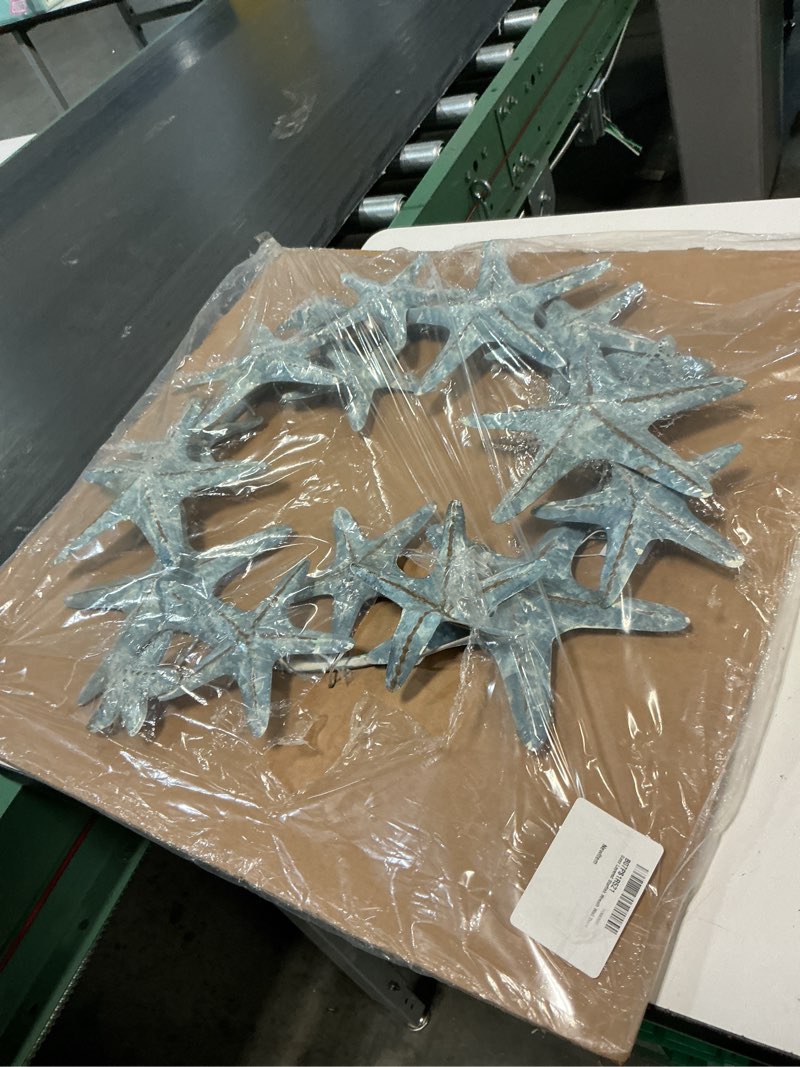 Condition photo showing Good Condition for ganz layered starfish wreath wall decor