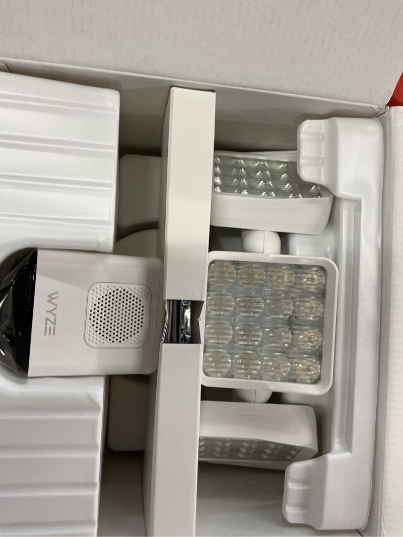 Condition photo showing Good Condition for wyze floodlight camera pro, pcmag editors' choice 3000-lumen leds, 2.5k hd outdoor security camera, 180° wide view, motion detection, color night vision, works with alexa & google-white
