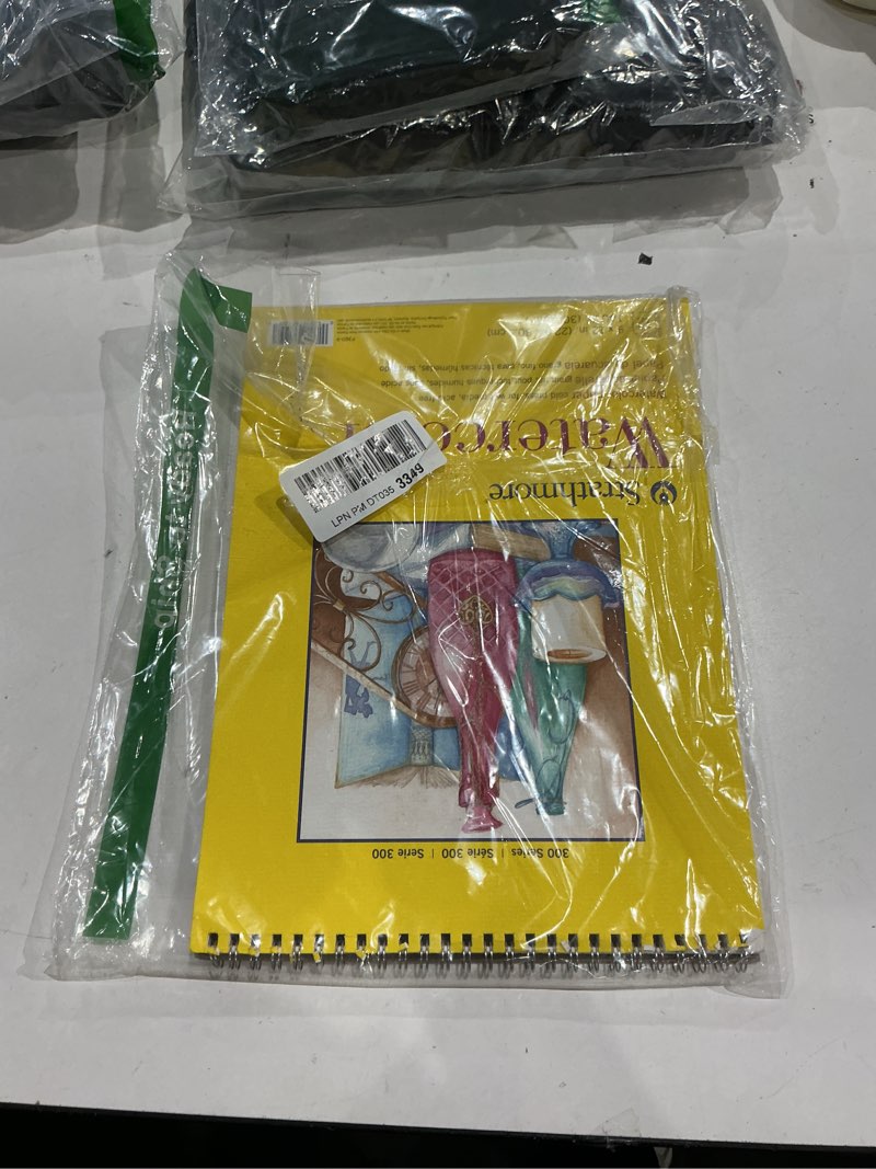 Condition photo showing Good Condition for strathmore 300 series watercolor paper pad, top wire bound, 9x12 inches, 12 sheets (140lb/300g) - artist paper for adults and students - watercolors, mixed media, markers and art journaling 9x12 wire binding paper pad