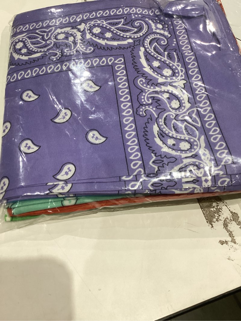 Condition photo showing New/Like New for Unittype 36 Pieces Paisley Bandana Novelty Headband Square Scarf Cowboy Bandanas for Halloween Party Costume Bright Classic Style
