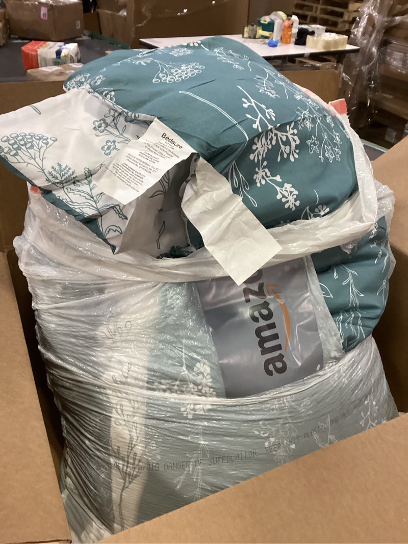 Condition photo showing As Is for Bedsure Queen Comforter Set - Infinity Blue Bed Set, 3 Pieces Cute Floral Bedding, 1 Soft Reversible Botanical Flowers Comforter and 2 Pillow Shams Queen 13 - Infinity Blue