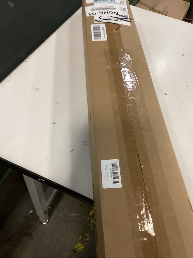 Condition photo showing New/Like New for HEMMOTOP 7x5 ft(HxW) Green Screen Stand Kit, 6.5x5 ft Green Screen Backdrop with Stand for Streaming, Gaming, Zoom, Portable Greenscreen Background Kit with Clips & Carrying Case 7x5ft Green