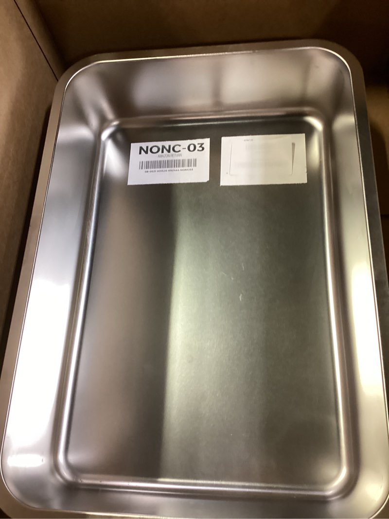 Condition photo showing Good Condition for kirecoo stainless steel litter box, large low entry metal cat pan box, indoor litter tray, non stick, no smell, easy to clean, pet toilet supplies for cats 19.48” l x 13.58” w x 3.9” h