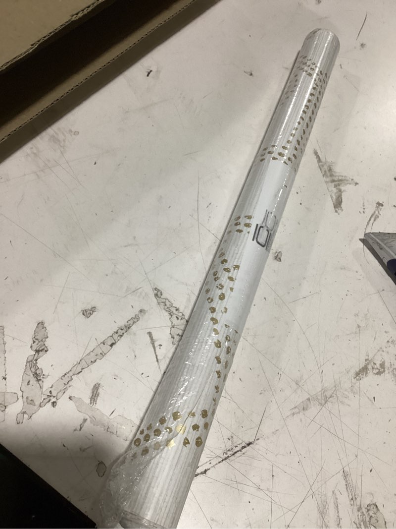 Condition photo showing New/Like New for roommates rmk12232pl nikki chu off white and metallic gold amhara peel and stick wallpaper, white & gold
