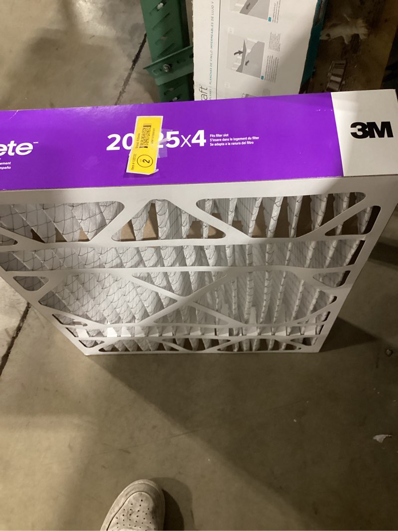 Condition photo showing Good Condition for filtrete 20 x 25 x 4 merv 12 1550 mpr allergen, bacteria and virus electrostatic pleated air filter