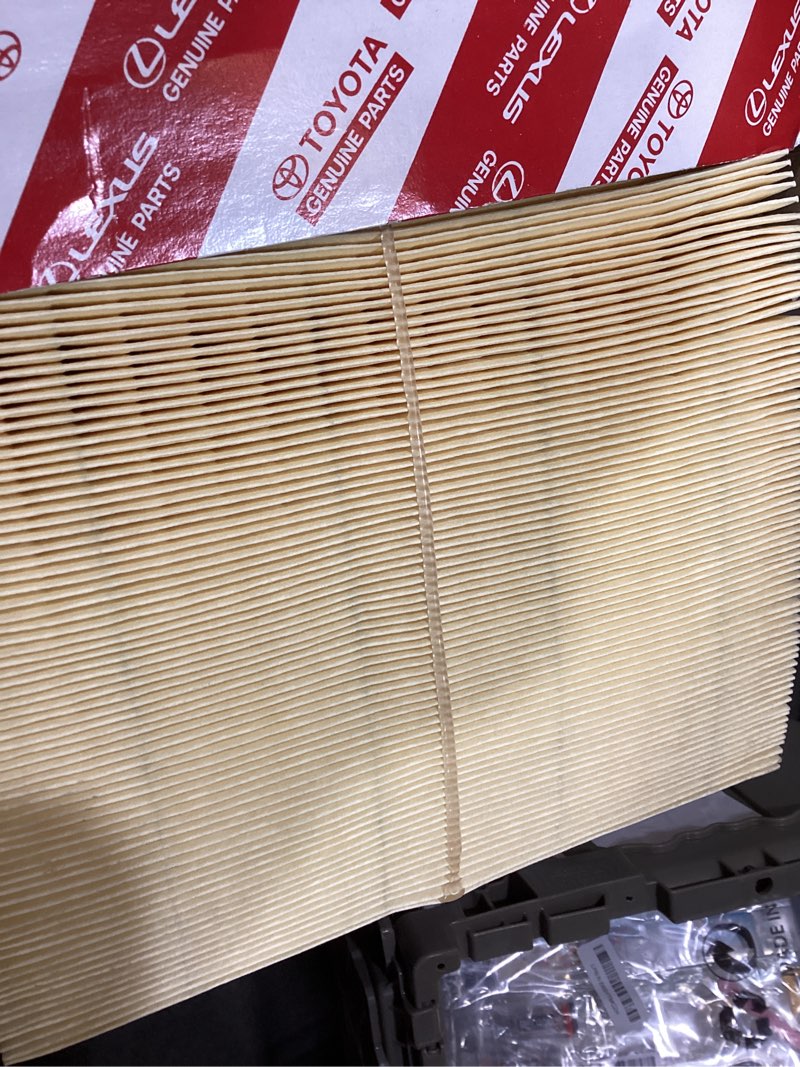 Condition photo showing Good Condition for lexus 17801-38051, air filter