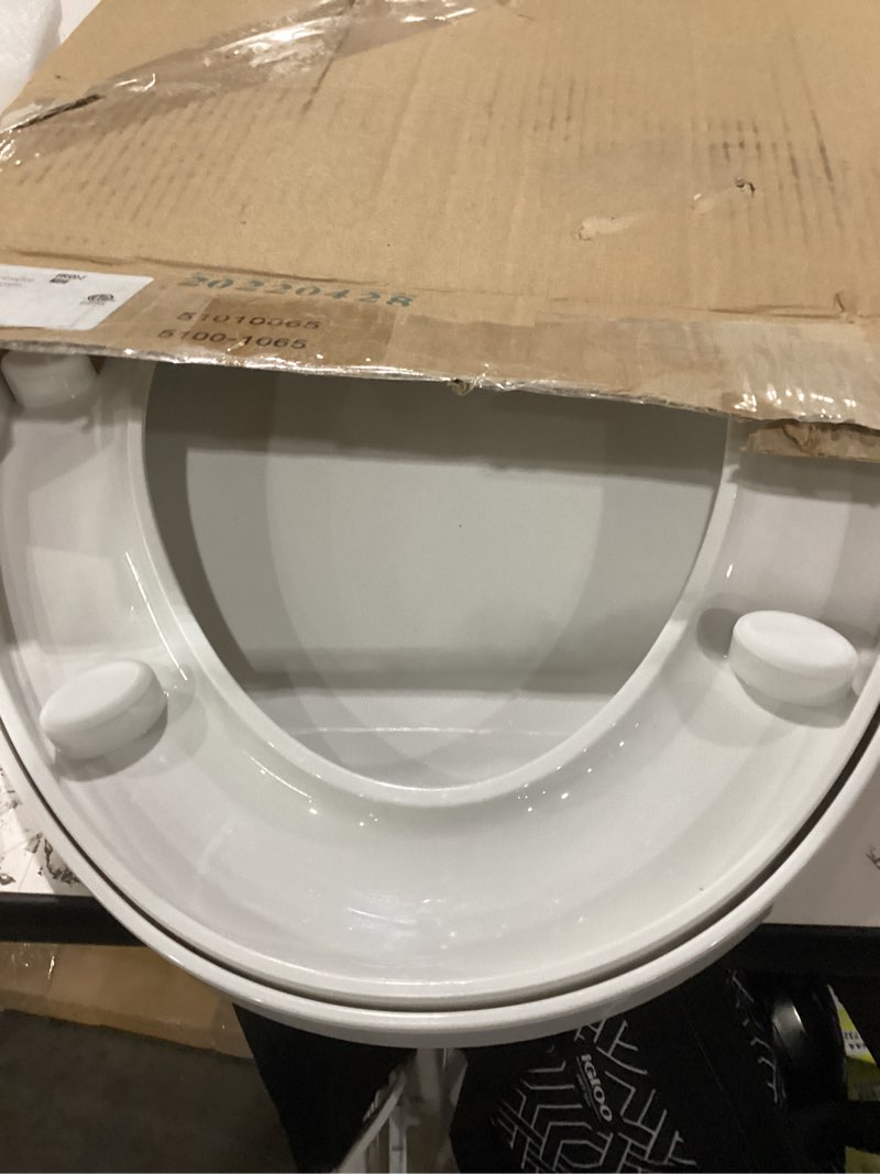 Condition photo showing New/Like New for MOEN 2-Series Standard Non-Electric Add-On Bidet Seat for Elongated Toilets in White