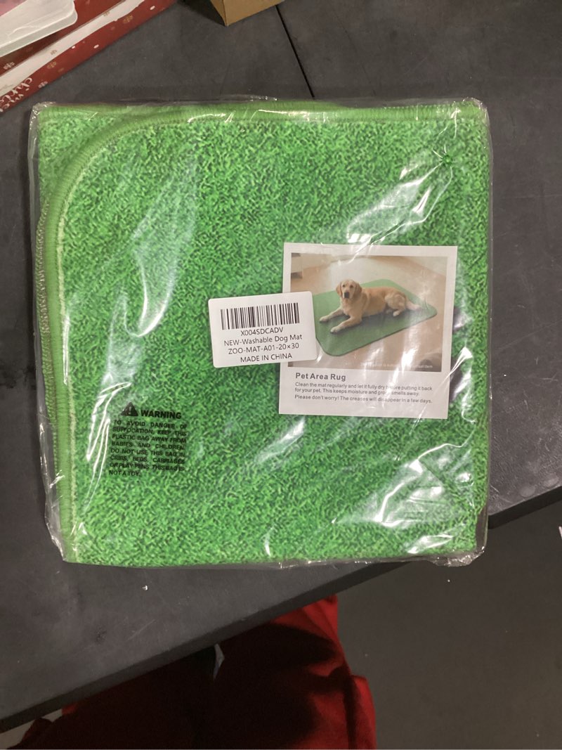 Condition photo showing New/Like New for Dog Door Mat for Muddy Paws, 20x30 Absorbent Low Pile Mud Rug, Non-Slip Washable Indoor Doormat for Dogs, Quick Dry Dirt Trapping Entryway Floor Mat for Inside, Doorway, Hallway, Pet Bed, Green 30"L x 20"W Green A02