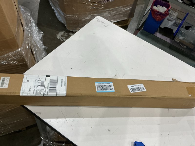 Condition photo showing New/Like New for piano keyboard stand double x heavy duty keyboard stand with locking straps, 7 adjustable heights