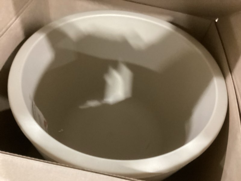 arbora 20" ibiza polyresin indoor and outdoor planter with classic cream finish - durable, weatherpr