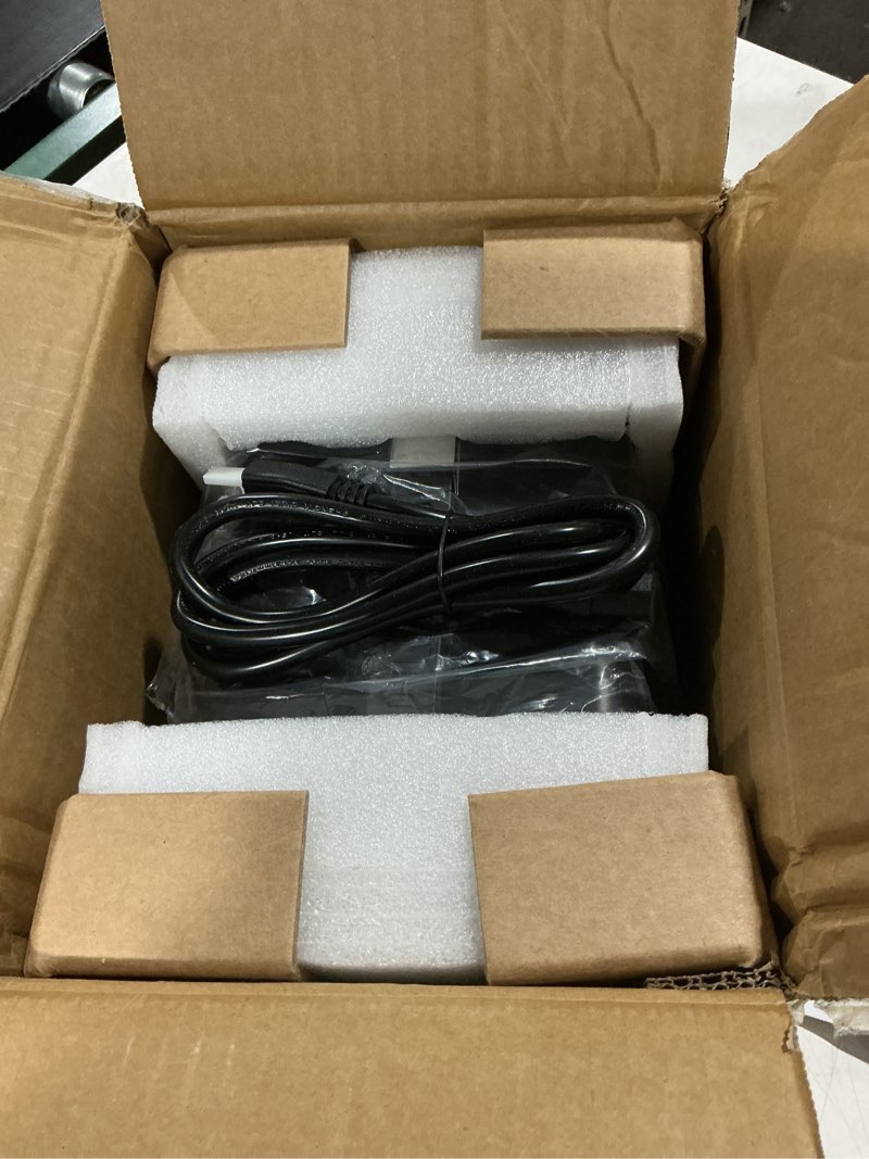 Condition photo showing Good Condition for vevor voltage converter transformer, 1500va, heavy duty step up/down power transformer, convert from 110v to 220v and 220v to 110v, with eu outlets, us outlets, power cord, circuit breaker protection