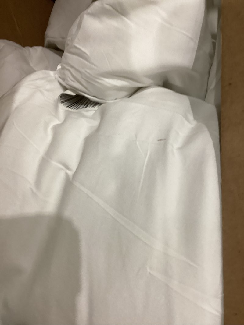 Condition photo showing As Is for EASELAND Oversized King Down Alternative Comforter - Quilted Duvet Insert for All Seasons, Soft Lightweight with Corner Tabs, Summer Winter Warm Bedding, White 98x116 Inches Oversized King White