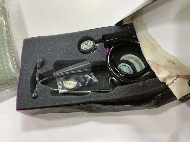 Condition photo showing As Is for stethoscope