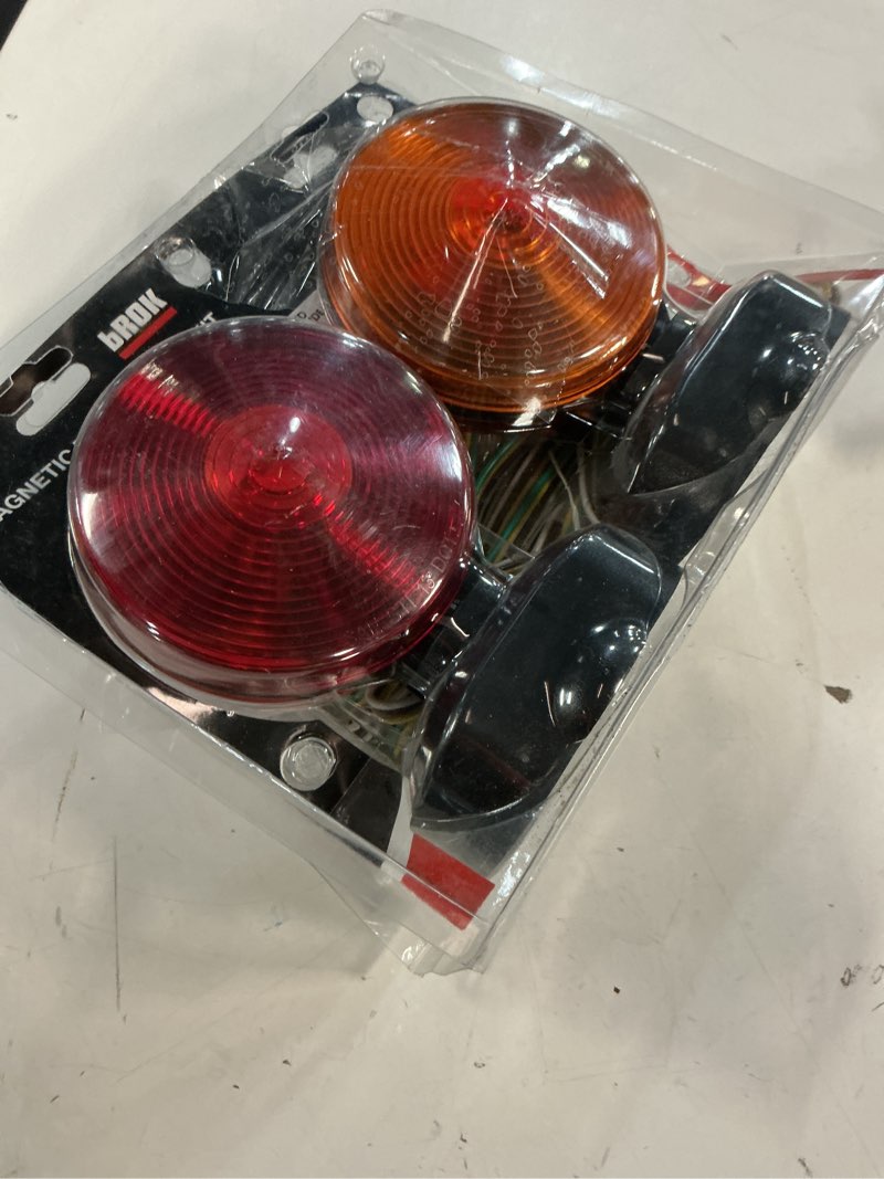 Condition photo showing Good Condition for hopkins towing solutions magnetic 2 sided towing light kit, c6300, amber and red